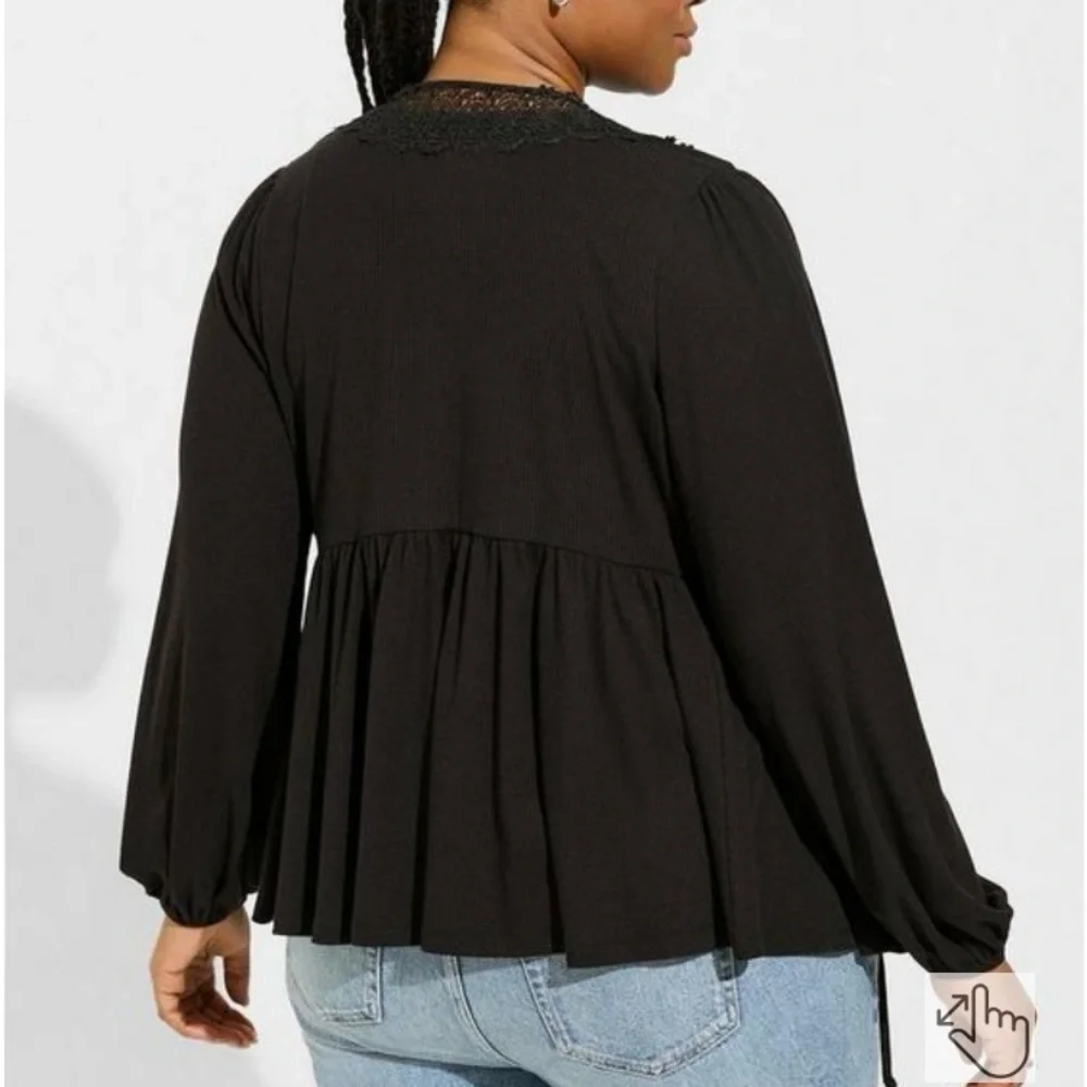Torrid Supersoft Rib V-neck Trim Tie Top Size 1